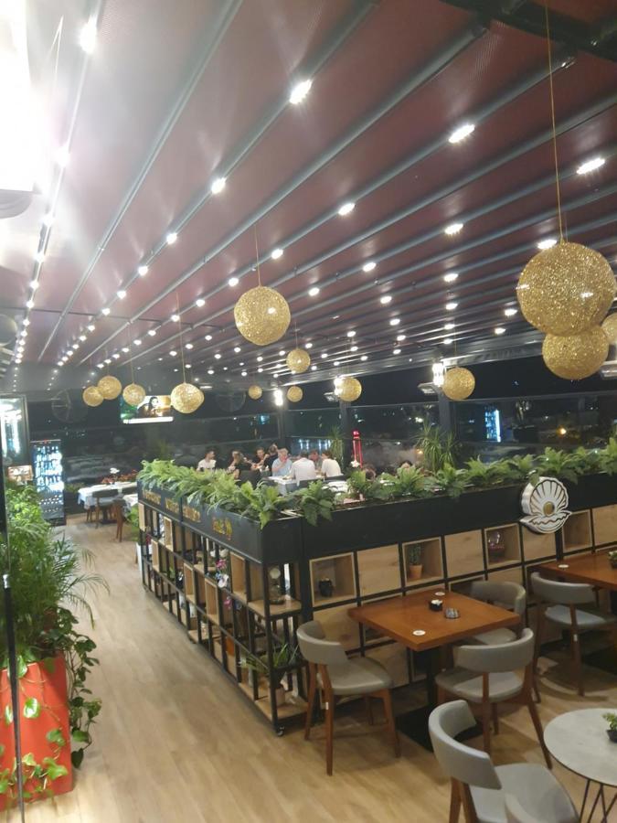 Hotel Perla E Dumrese, Bar-restaurant-hotel 4*