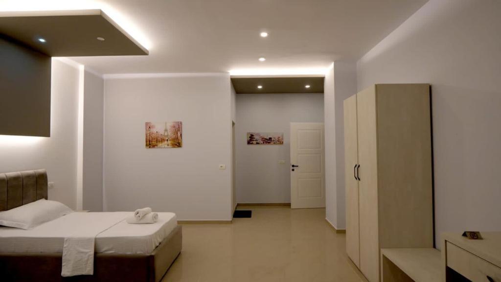 Perla E Dumrese, Bar-restaurant-hotel Hotel
